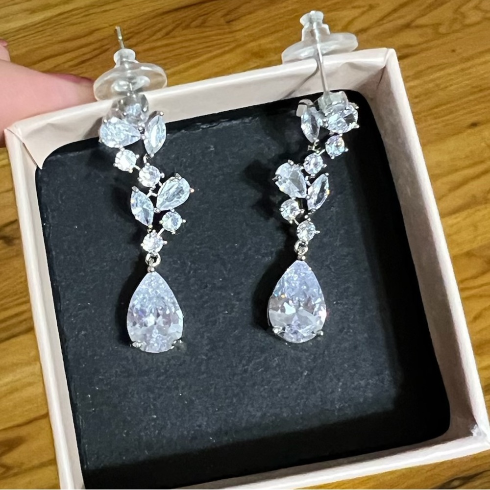 New in box silver diamond wedding earrings